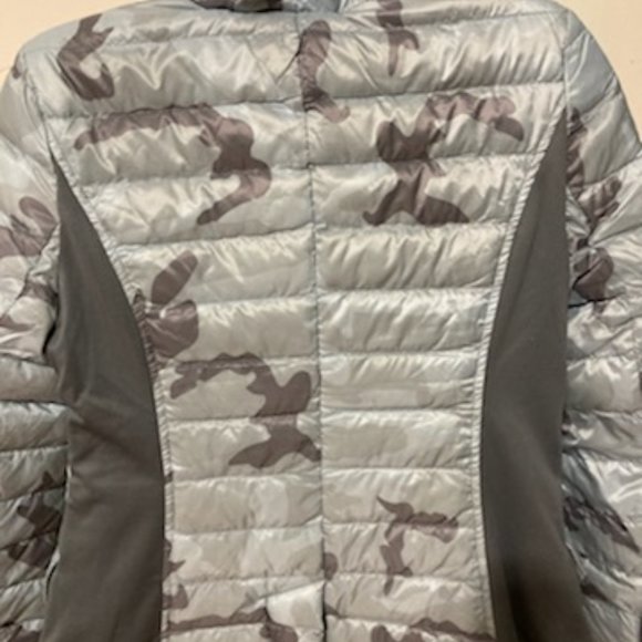 NWT Anorak Down Jacket...SIZE XSmall - Picture 2 of 4